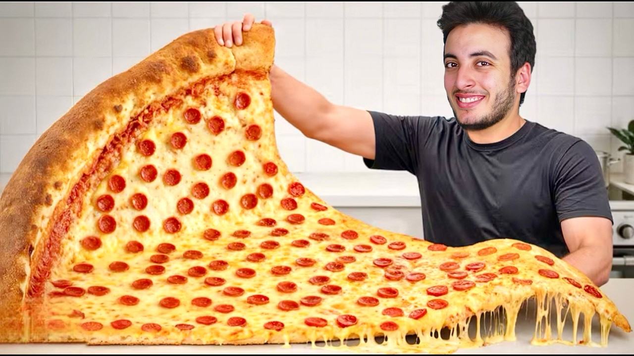 أكلت اكبر شريحة بيتزا في العالم !!🍕