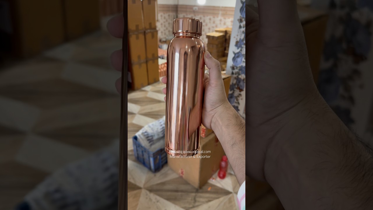 Glossy finish copper water bottle हाई क्वालिटी कॉपर वाटर बॉटल #shorts #shortvideos #trending