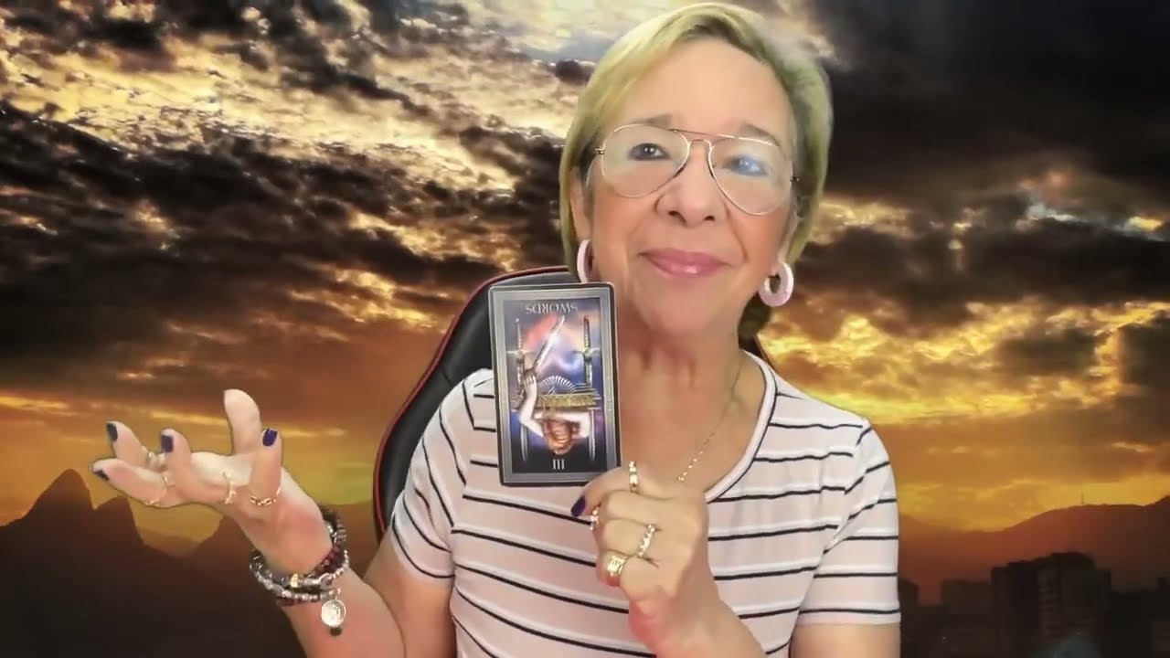 ESCORPIO AMOR!  Ha pasado ya tiempo  Siente que ya todo acabó! De Pronto Con unas ganas de buscarte