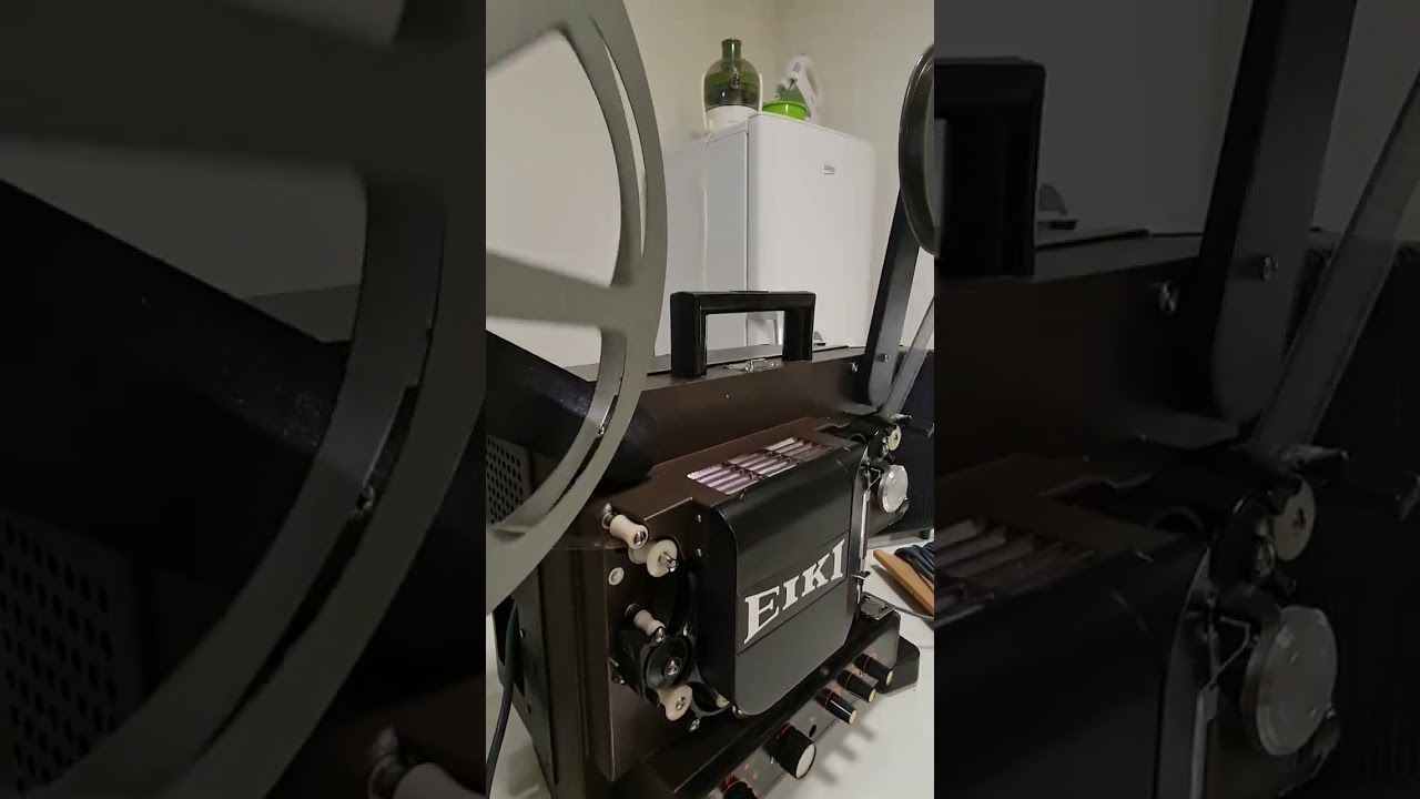 EIKI NT-2 16mm projector