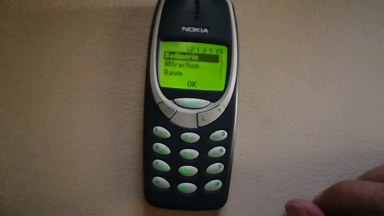 Nokia 3310 Discontinued Vintage ringtone  & Vibration review#oldnokia  Announced 2000