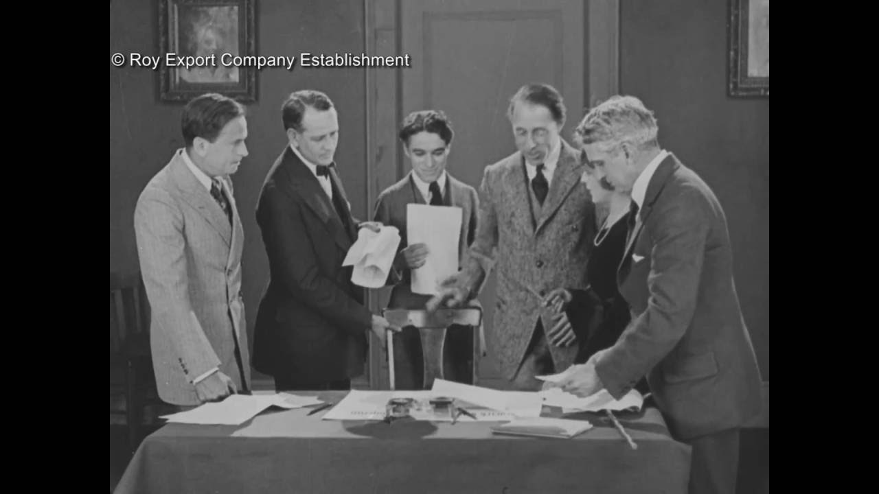 Chaplin, Fairbanks, Pickford & Griffith Signing United Artists Contract - 1919