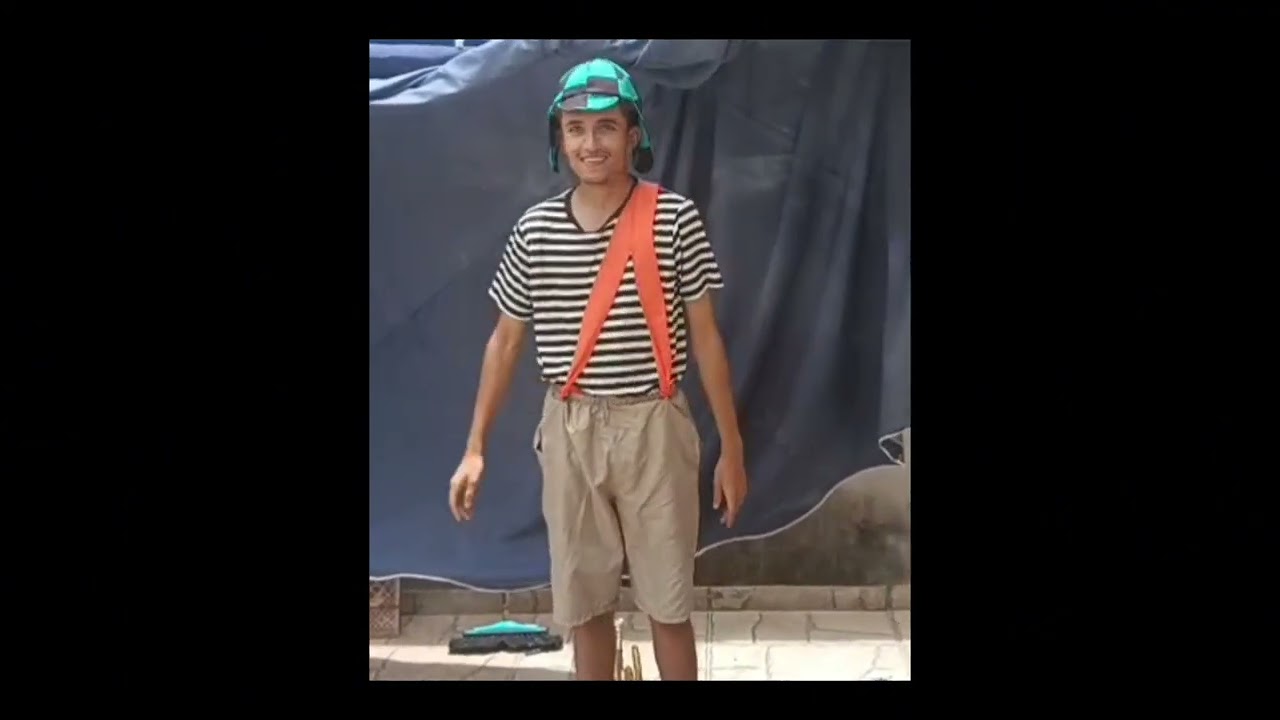 Chaves Pgb aprendendo a tocar trompete 