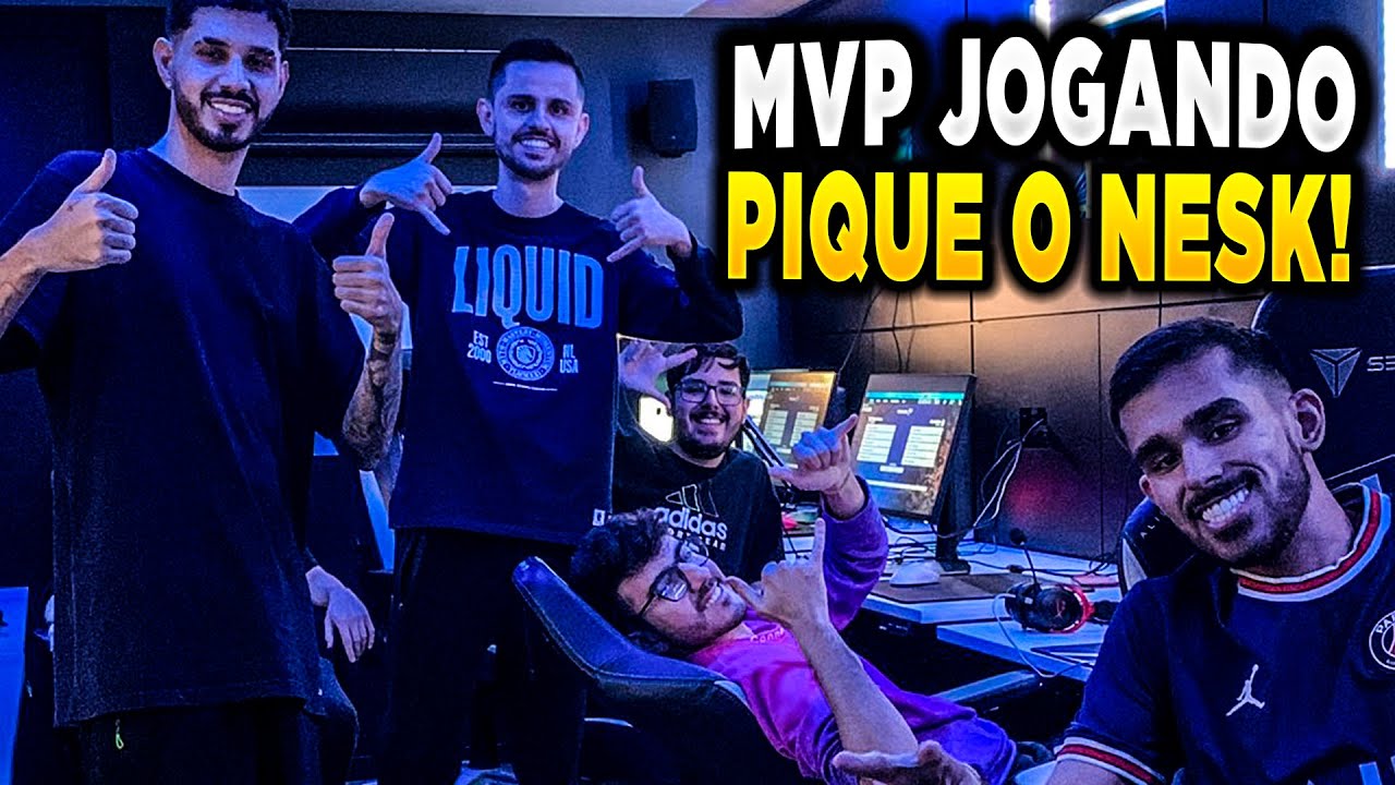 TIME JOGANDO NO OFFICE DA LIQUID! - RAZAH COMPANY