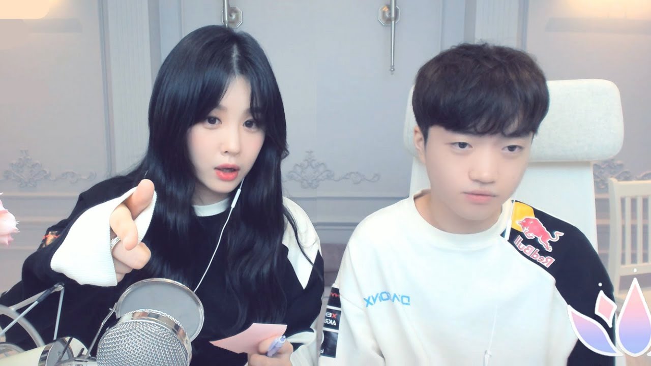 DRX의 케리아 선수 모셔봤습니다