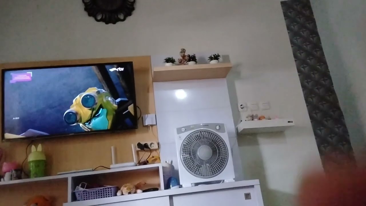 Lagi nonton metal carbot