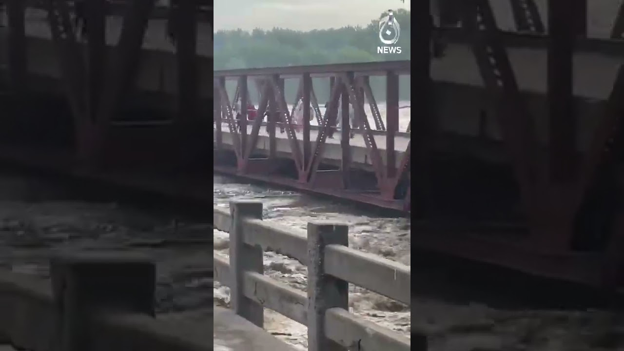 People of charsaddah evacuating to save their lives | #Shorts