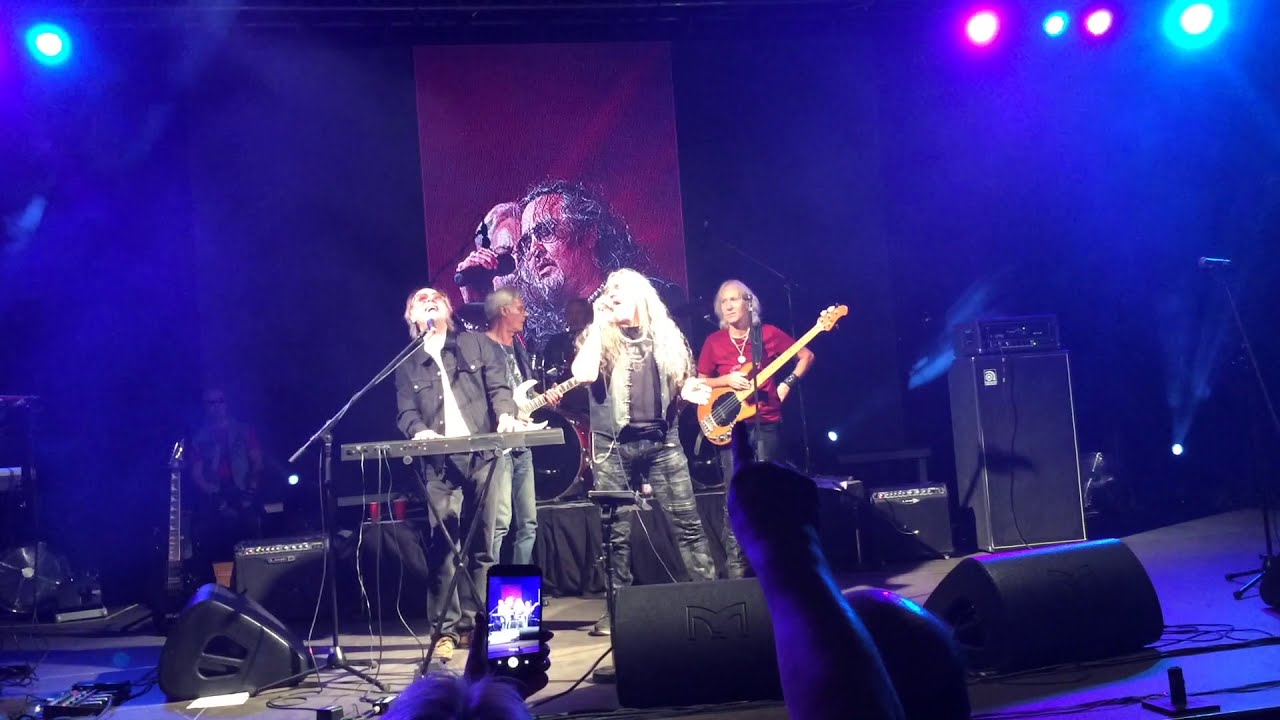 Balázs Fecó és Rudán Joe 2018.09.07-én a Várkert Bazárban a Dinamit együttes koncertjén.