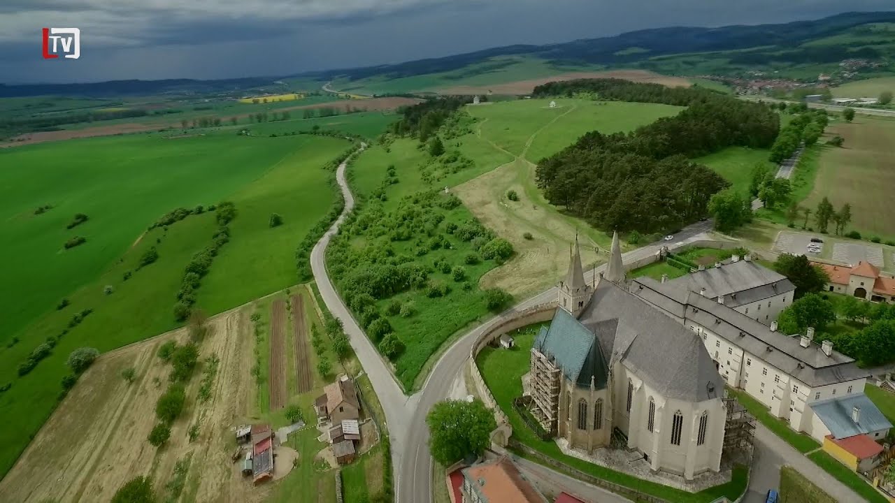 [3/22] Spišská Kapitula a okolie okom vtáka - pozrite (1. 6. 2021)