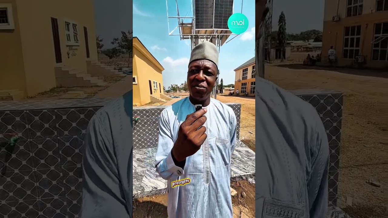 Excitement as Verydarkblackman visits federal polytechnic Nasarawa for water project.