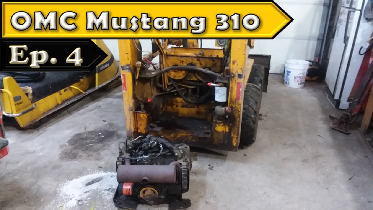 OMC Mustang 310 Skid Steer: Pullin' Out