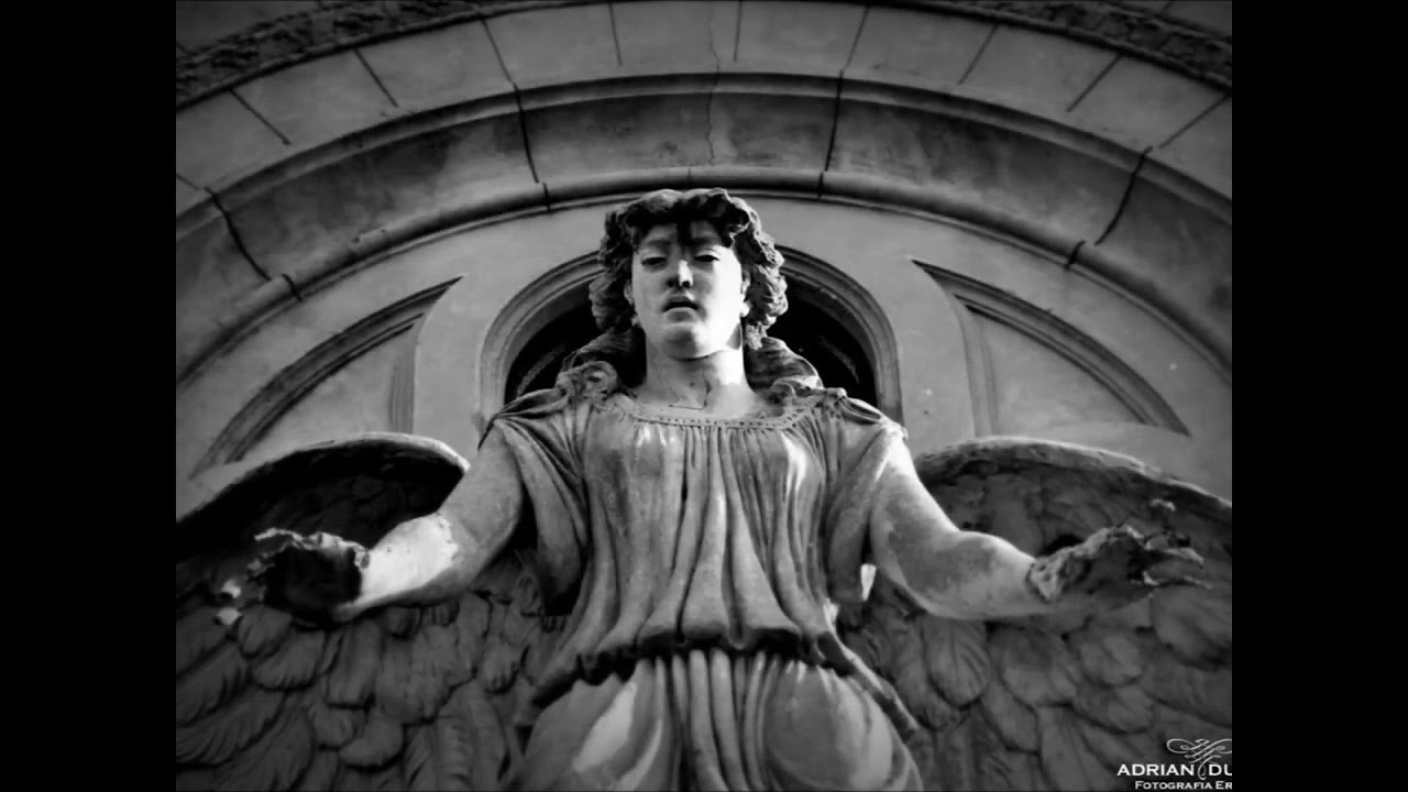 Esculturas Funerarias en Cementerios Bonaerenses &ndash; Capitulo 1 de 5