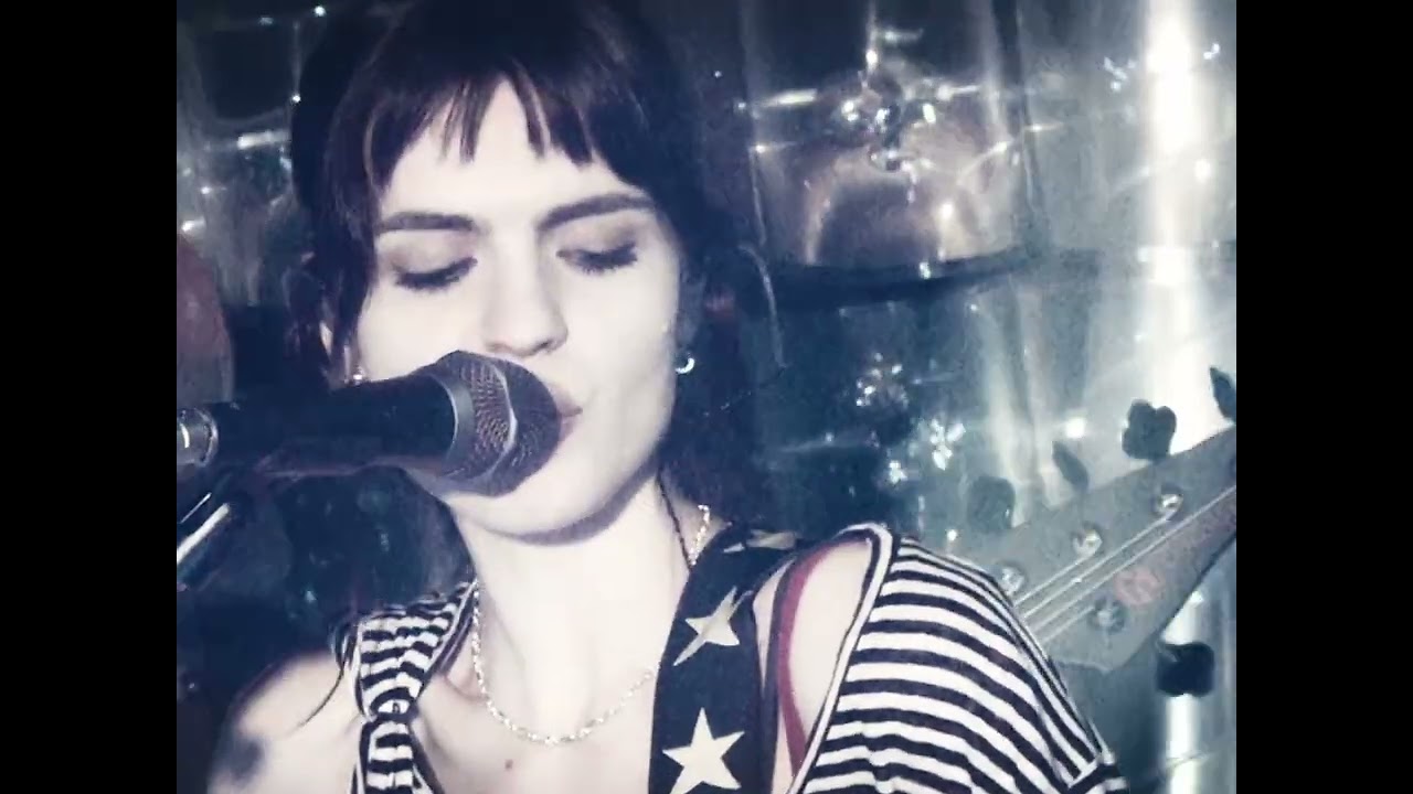 Gretel - Maybelline Live (Official Video)