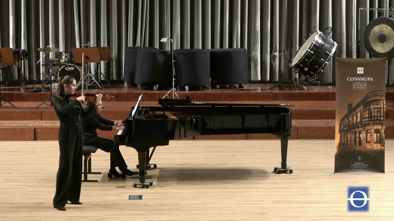 Anastasia Pichúrina Esipovich. Premio «Ángel Muñiz Toca» 2024