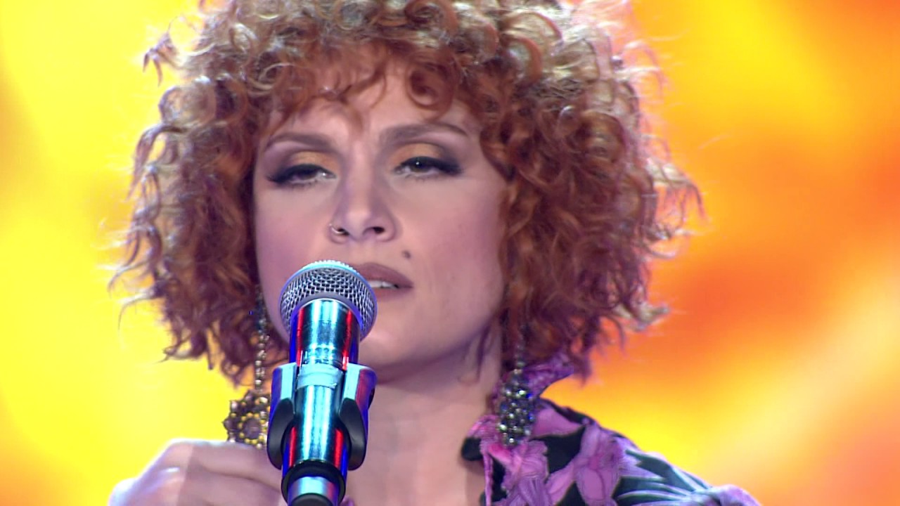 Μακρυά Μου Να Φύγεις - Ελεωνόρα Ζουγανέλη | LIVE @The Voice Of Greece