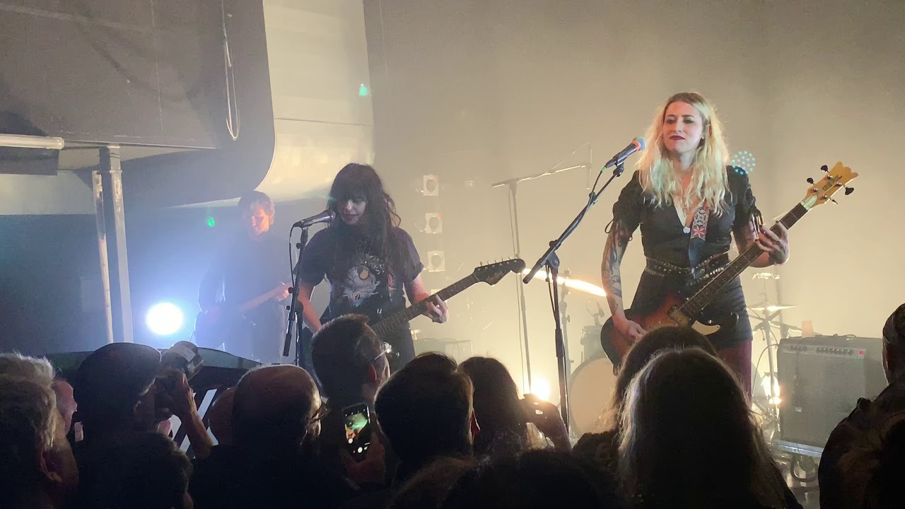 Death Valley Girls Full Performance live @ Paris - Petit Bain - 07/03/2019