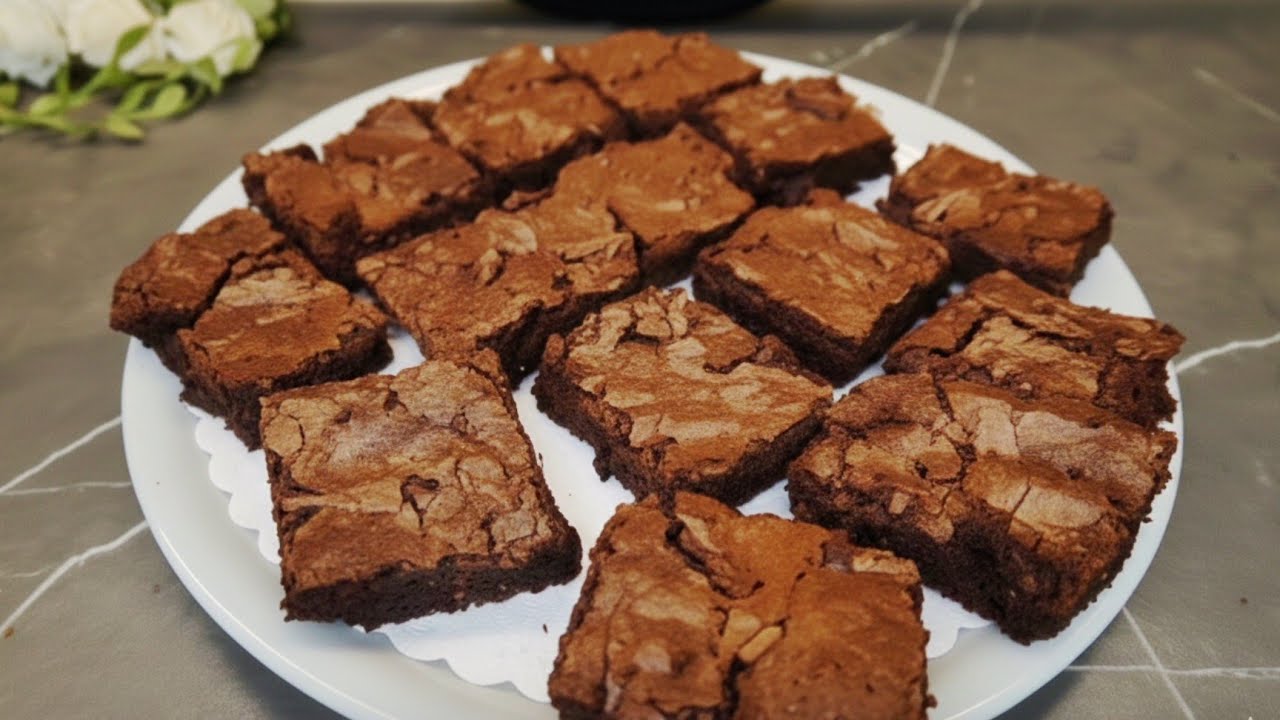The Best Fudgy Brownies Recipe | Simple Way Of Making طريقة سهلة جدا