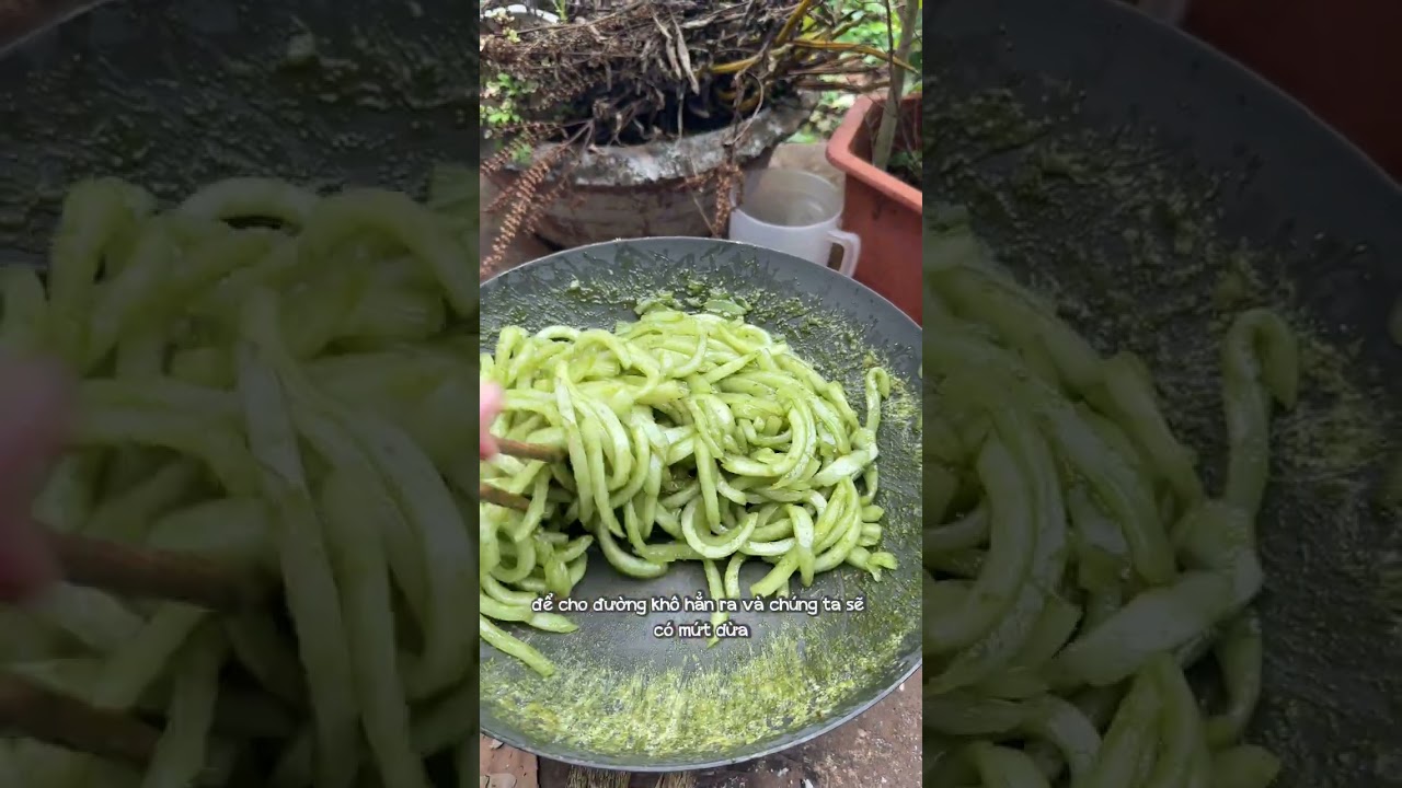 Làm mứt dừa non truyền thống ở Chư Sê, Gia Lai