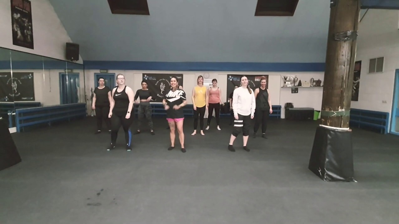 Zumba - My b&eacute;b&eacute; - Bryan Mg, Frenna/choreo by Naomi Tuhehay & Daphne Kortink