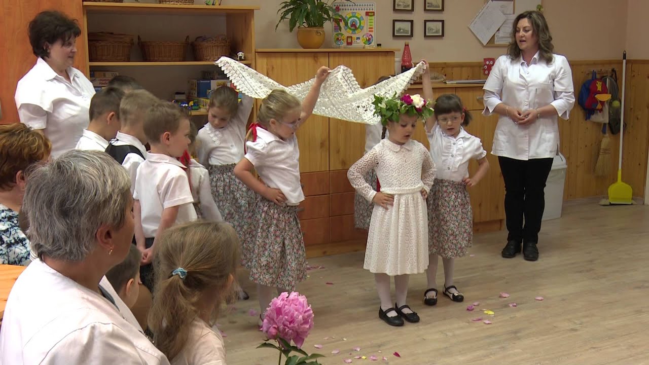 Pünkösdölés az Aranykapu Óvodában