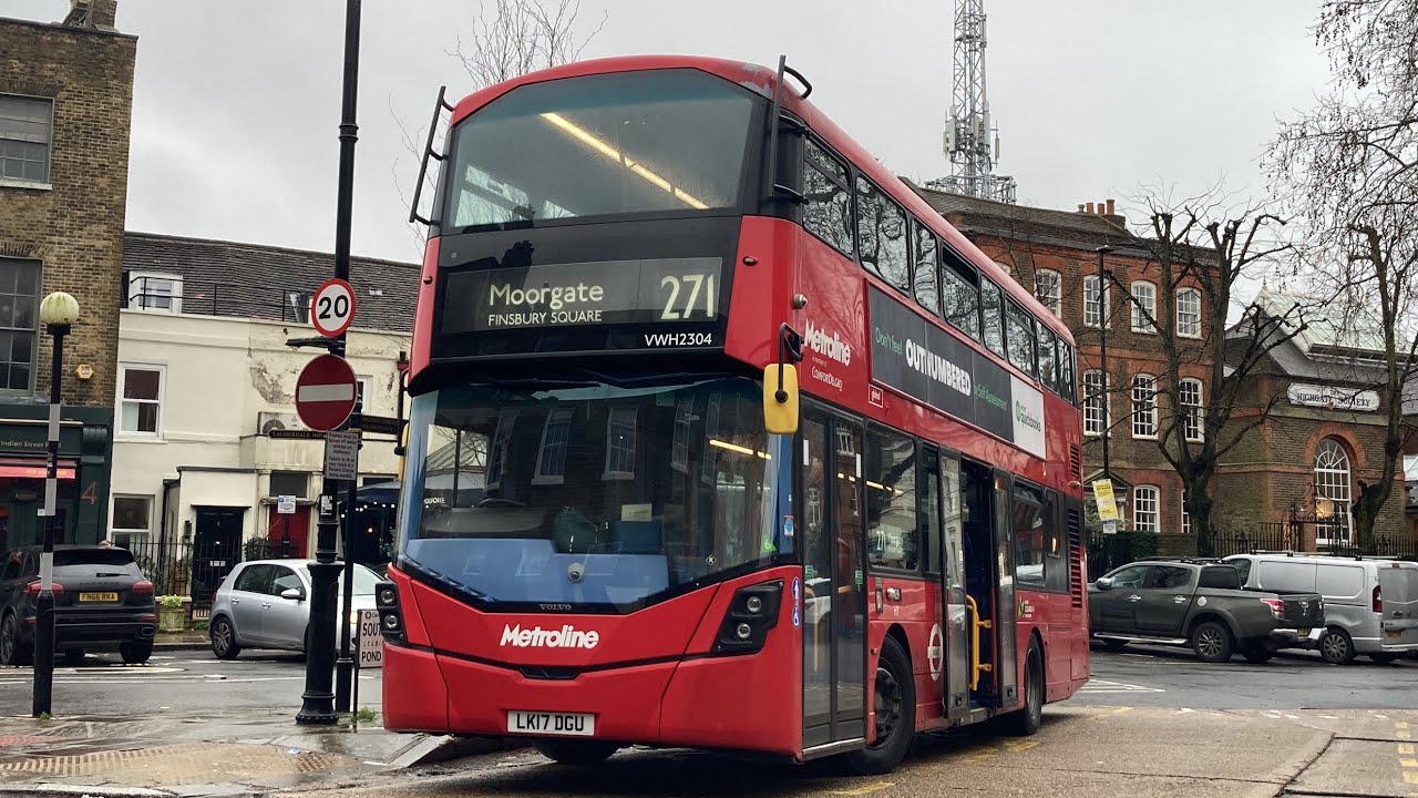FRV. Metroline Route 271. Moorgate, Finsbury Square - Highgate Village. Gemini 3 VWH2304 (LK17 DGU)