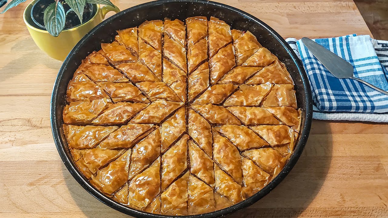 Tradicionalna Baklava sa Orasima | Od pripreme i rezanja do serviranja!