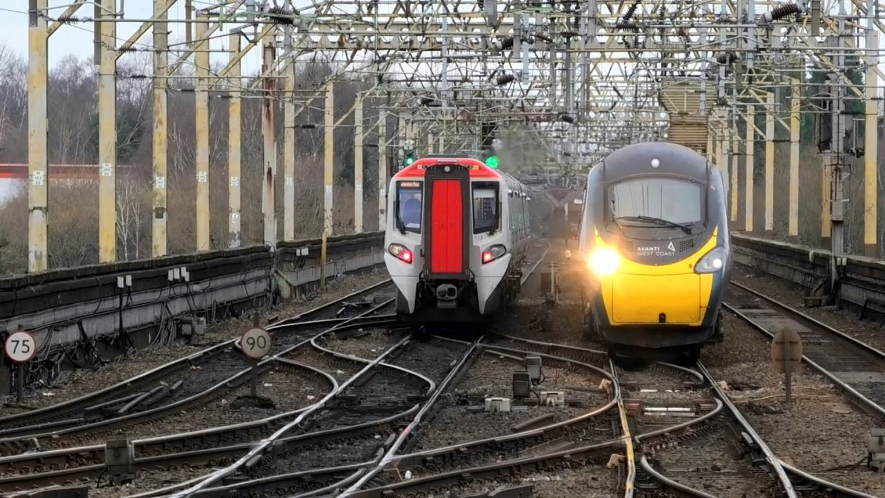 Stockport is a BUSY station!! 17th December 2024