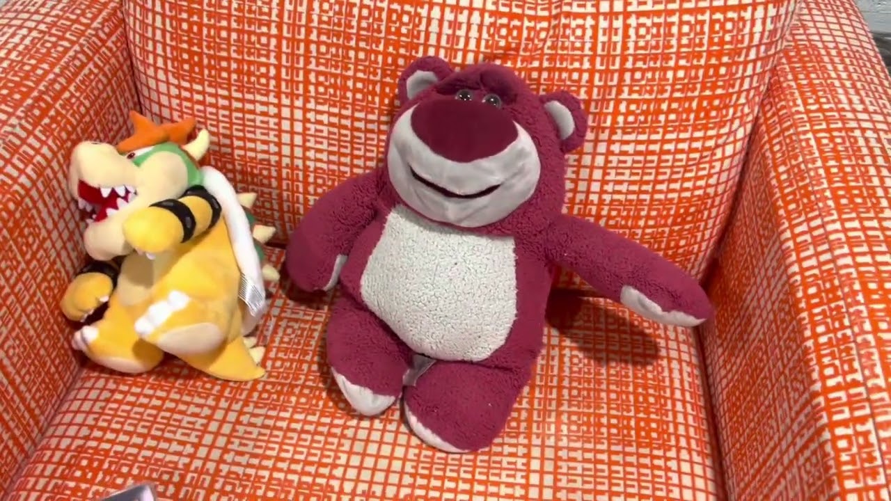 Bowser and Losto watches the THX logo