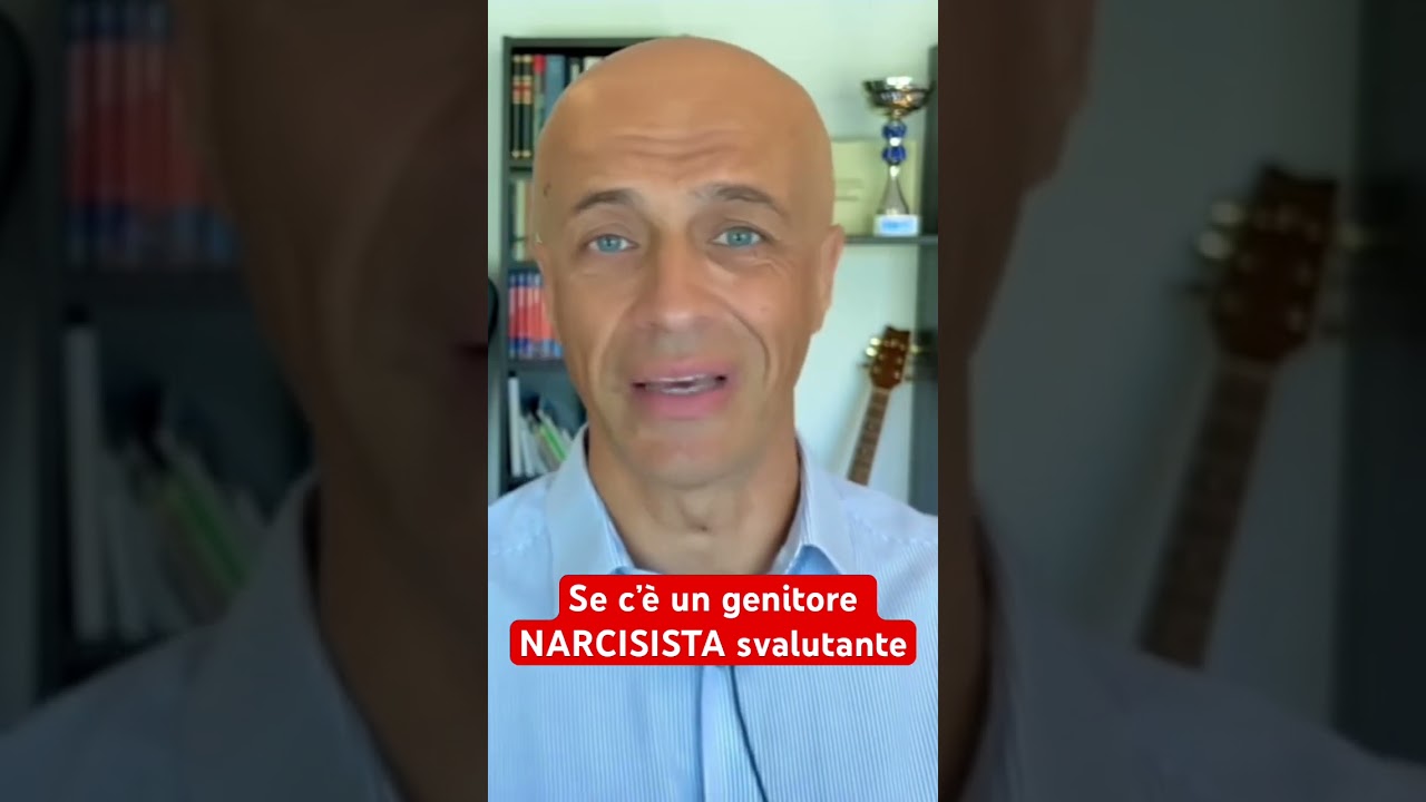 Un genitore NARCISISTA svalutante pu&ograve; produrre un mal adattamento nei figli
