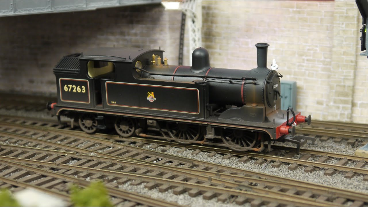 Deneside 55 : The Model Centre (Bachmann) G5 on a Local Passenger Train.