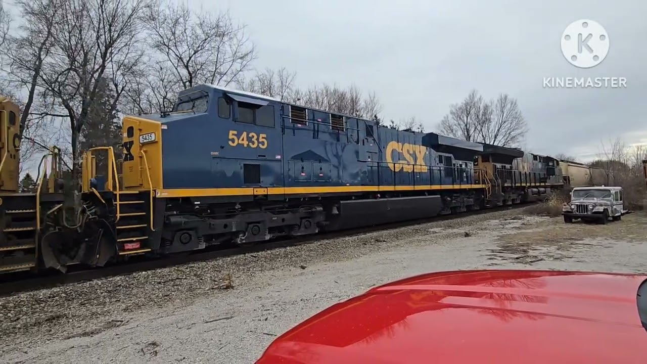 CSX Grain Train Through El Paso IL Chenoa IL and Fairberry IL on the Toledo Peoria & Western 