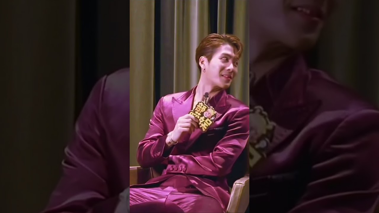 he's shy but said it🤣#got7 #mark #jackson #jinyoung #bambam #jayb #yugyeom #youngjae #ahgase