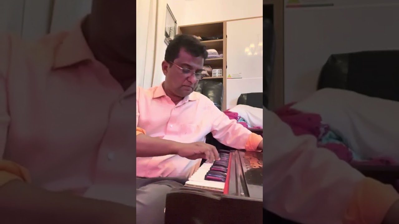 “ kaathil thaen mazhayayi “ a beautiful Malayalam song played in harmonium-unplugged