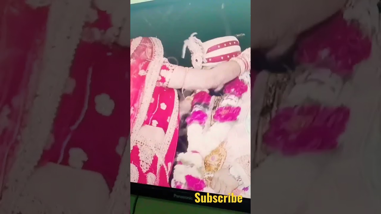 #varmalaceremony#varmal#couple#wedding#weddingsong#shorts#youtubeshorts#bridal#bridallehenga#makeup