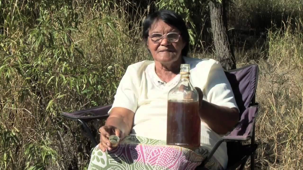 Through Our Eyes -  Quinine and Quangdongs with Elizabeth Wallace