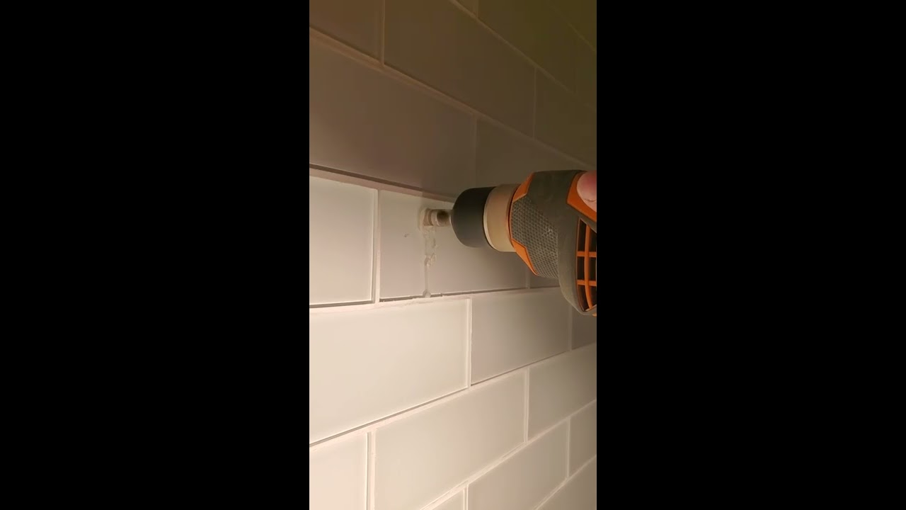 Сверление отверстия в стеклянной плитке