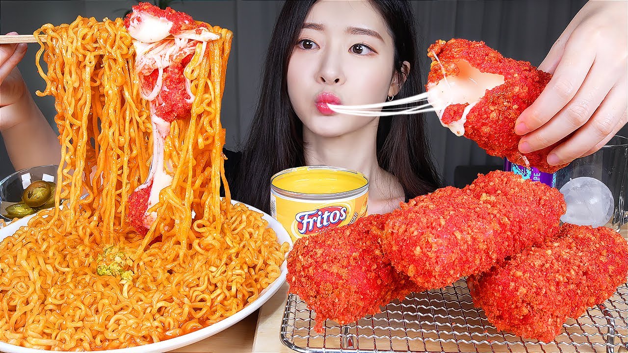ASMR MUKBANG | СЫРНЫЕ ПАЛОЧКИ XXTRA FLAMIN HOT CHEETOS 🔥 ОГНЕННАЯ ЛАПША С ХАЛАПЕНО! ОСТРАЯ ЕДА