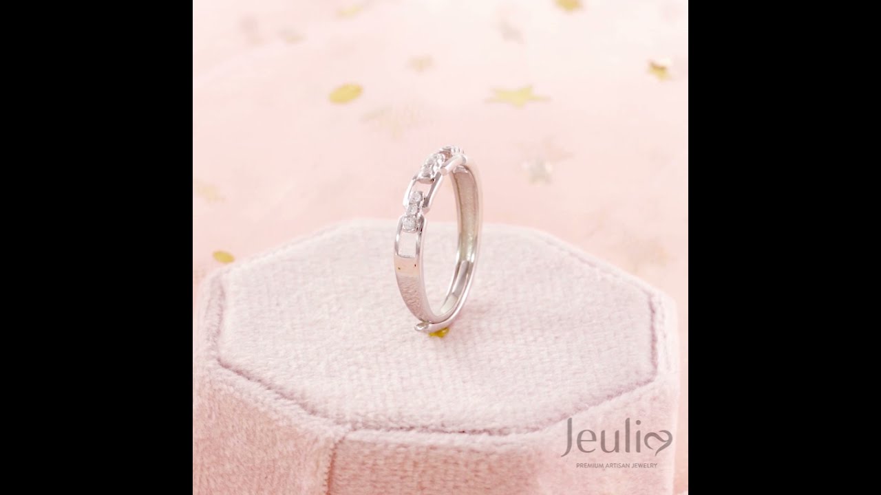 Two Tone Floral and Leaf Carved Unique Sterling Silver Women's Band - Jeulia.com