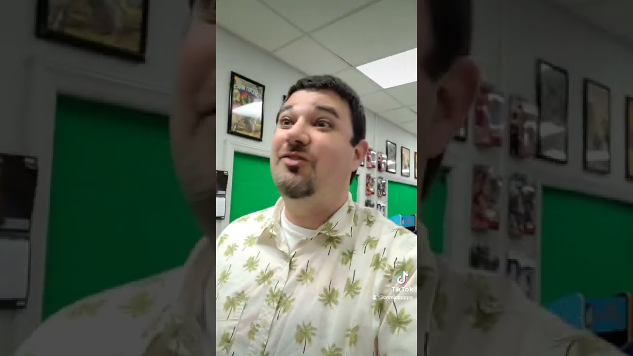 Talking about comics online #shorts