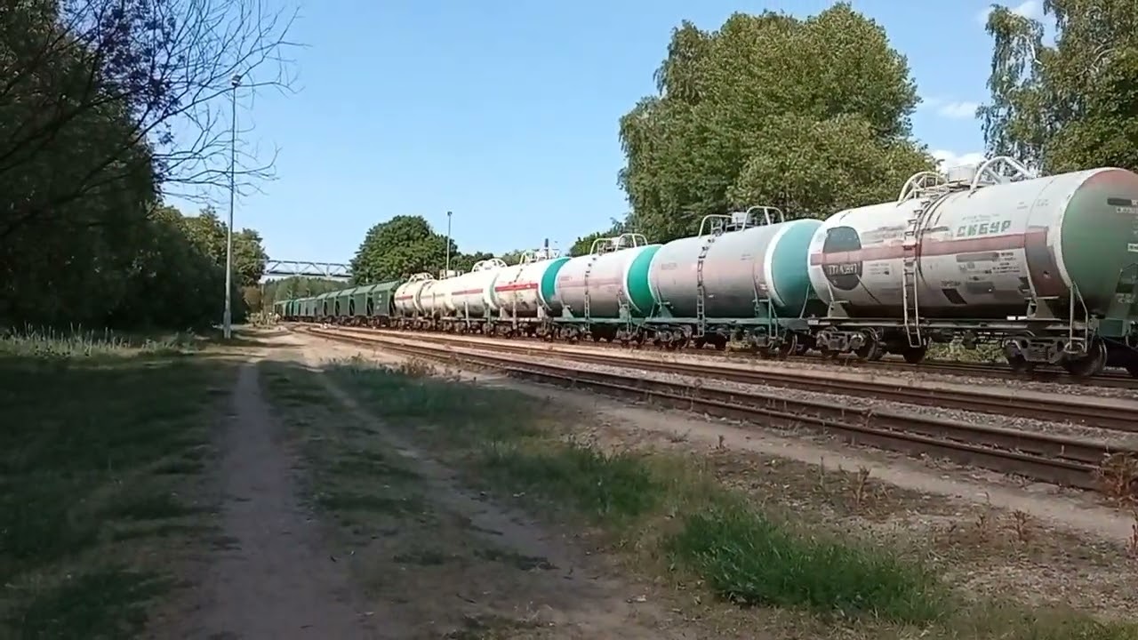 ТЕПЛОВОЗ 2М62УМ-0116 ПРОЕЗЖАЕТ СТАНЦИЮ ЛАЧУПЕ 07.06.23.