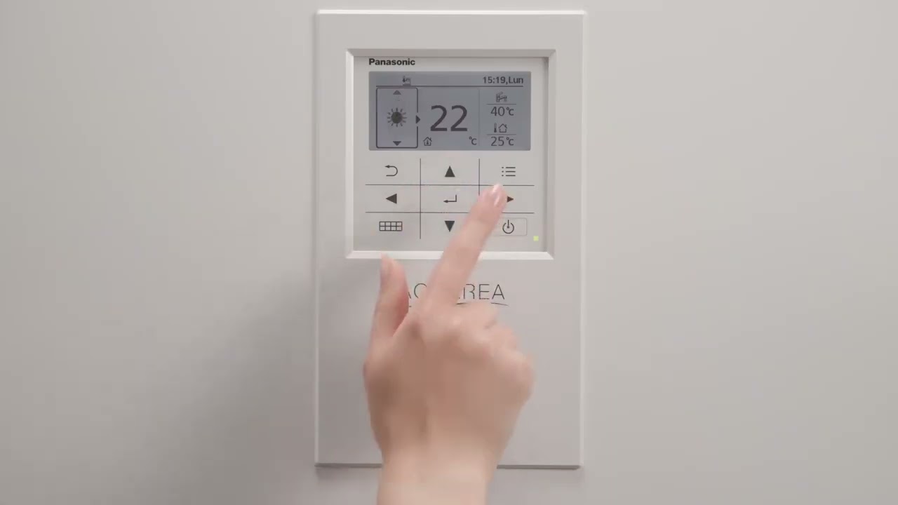 Apprenez &agrave; conna&icirc;tre la t&eacute;l&eacute;commande de votre pompe &agrave; chaleur Aquarea