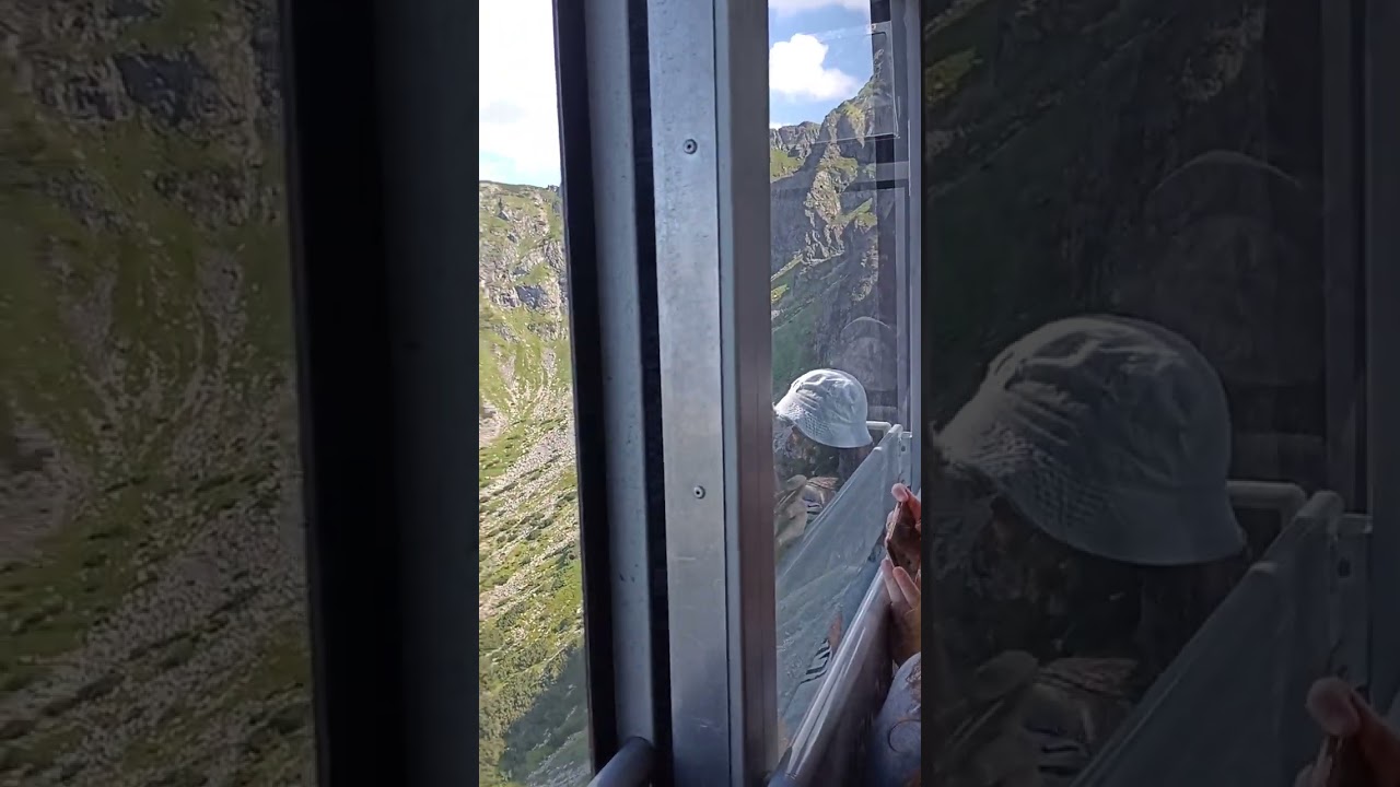 Tatry -widoki z wagonika .Wakacje Matki Bożej z synem.