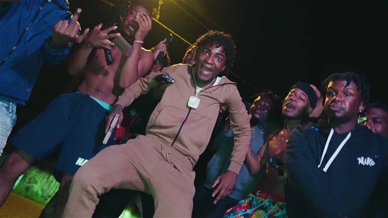 Babeylos - Pick Ya Manz Up (Official Video)