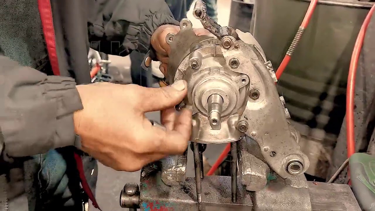 3 Montage et préparation de Peugeot 103 classique de A à Z الكلاسيكية من الألف إلى الياء