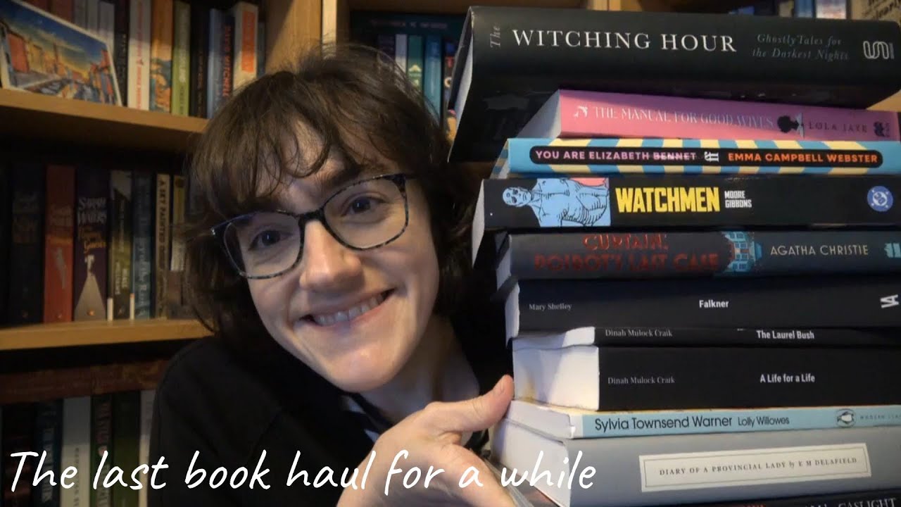 A Book Haul | Classics, Comics & More