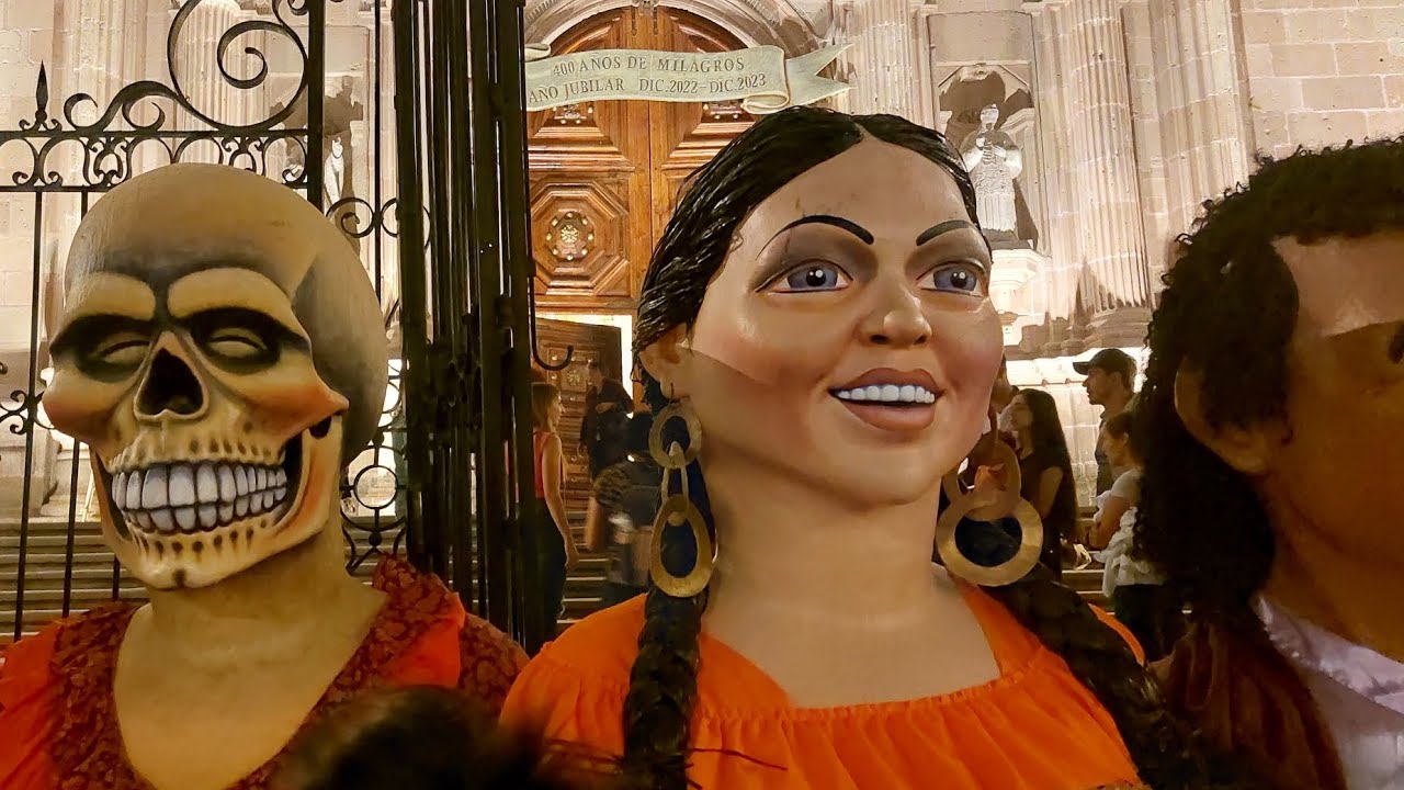 monos bailando ultimo dia 31 de mayo mojijangas todas bailando juntas ultimo dia   subscribete