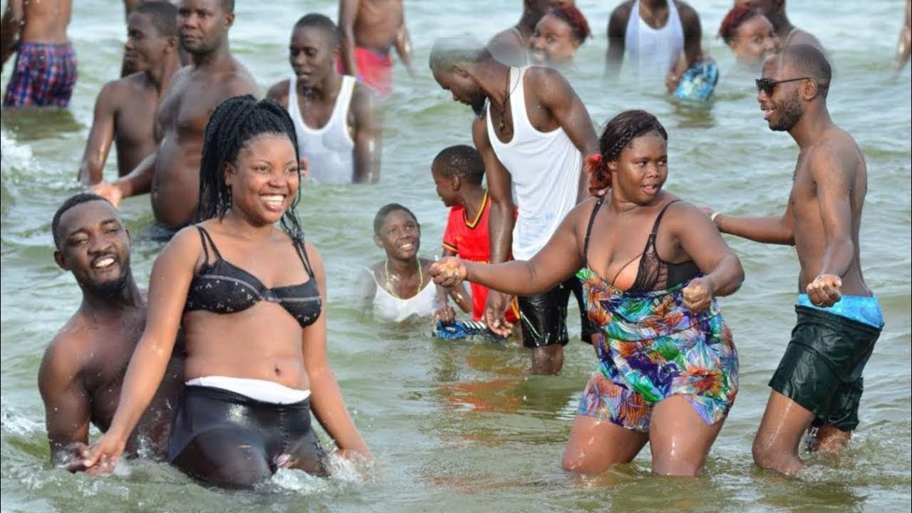Ugandan beaches attract thousands on Easter. Life back after 2 years of Lockdown