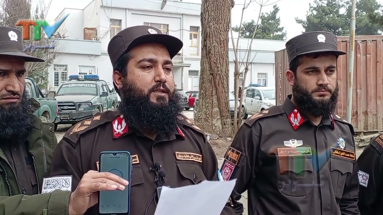 کشف و ضبط سلاح و مهمات سبک و سنگین غیرقانونی از سوی پولیس در بغلان 