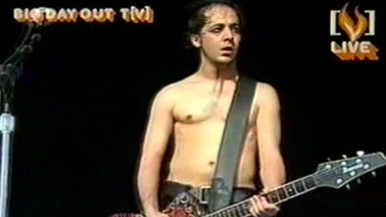 Chop Suey ! Big Day Out  2002 [Source #3]
