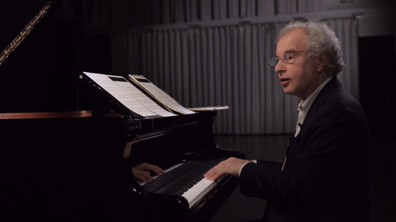 Bartók: Out of Doors, IV. The Night‘s Music | Performance suggestions by András Schiff